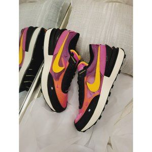 O29 SIZE 6.5Y| 8 WOMEN’S NIKE WAFFLE ONE FUCHSIA / BLACK DC0481 600